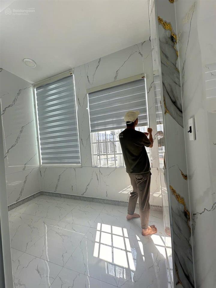 Bán gấp giá rẻ 3.49 tỷ nhà đẹp mới xây 2 tầng 50m ra trần cao vân, kiệt thông, sát biển