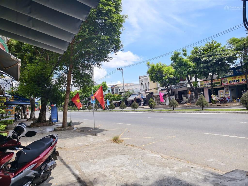 Bán rẻ 5.7 tỷ nhà 101m2 mặt tiền nguyễn lương bằng 33m kẹp kiệt,kinh doanh sầm uất, tiện ích đủ đầy