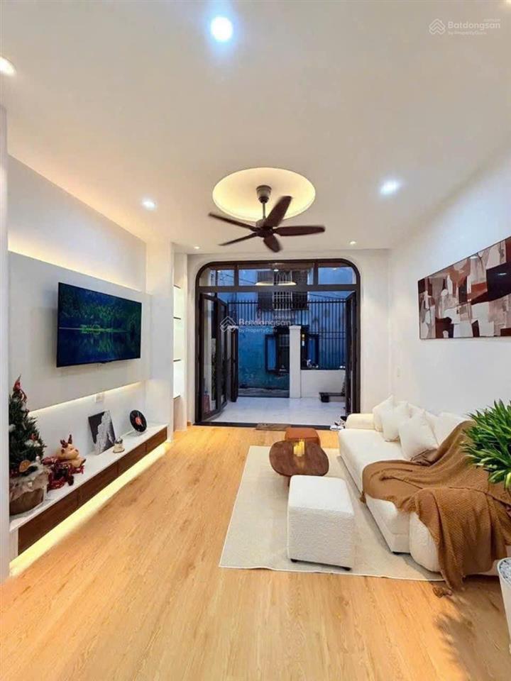 Bán rẻ 4.19 tỷ nhà 2 tầng x 66m2 full nội thất xịn, sát nguyễn văn linh, gần cầu rồng, cho thuê dễ