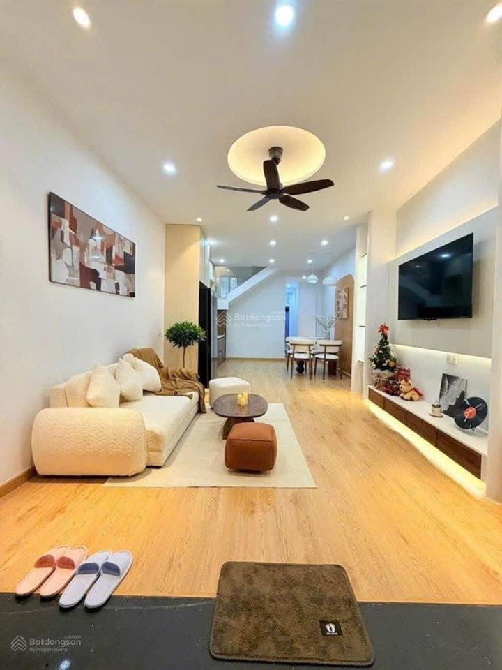 Bán rẻ 4.19 tỷ nhà 2 tầng x 66m2 full nội thất xịn, sát nguyễn văn linh, gần cầu rồng, cho thuê dễ