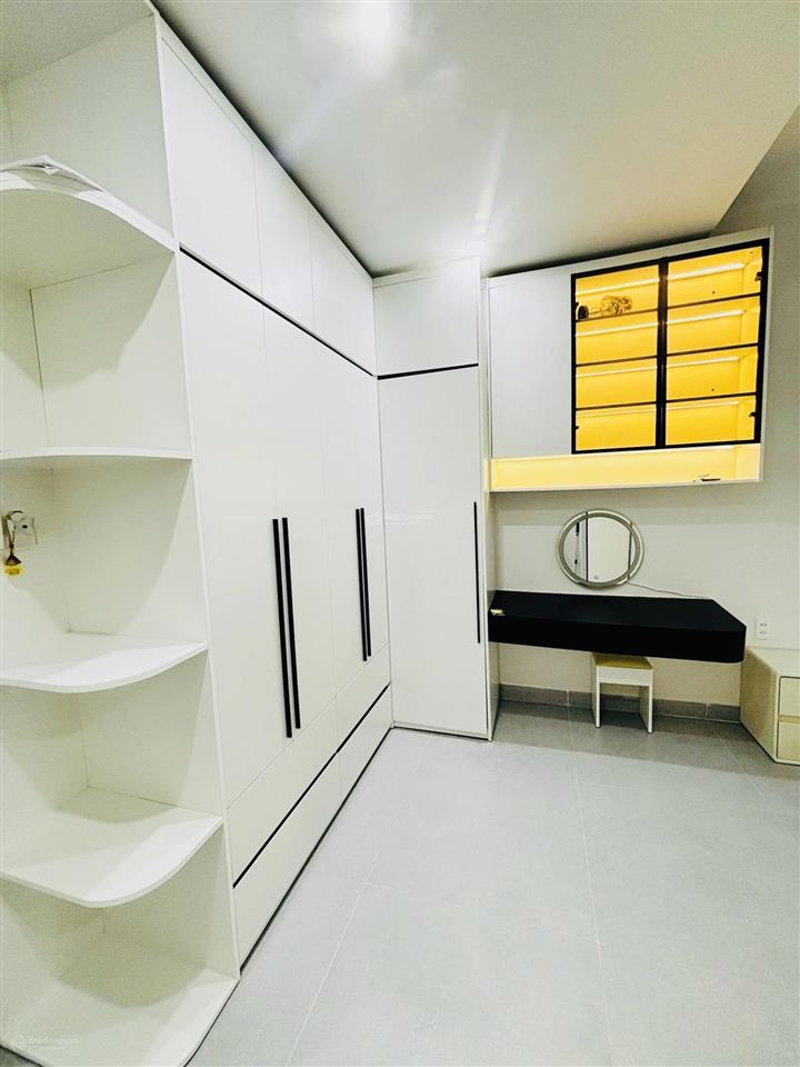 Đáng mua nhà đẹp 2 tầng mặt tiền nguyễn hiền, sơn trà, full smart home, ô tô đỗ trong nhà