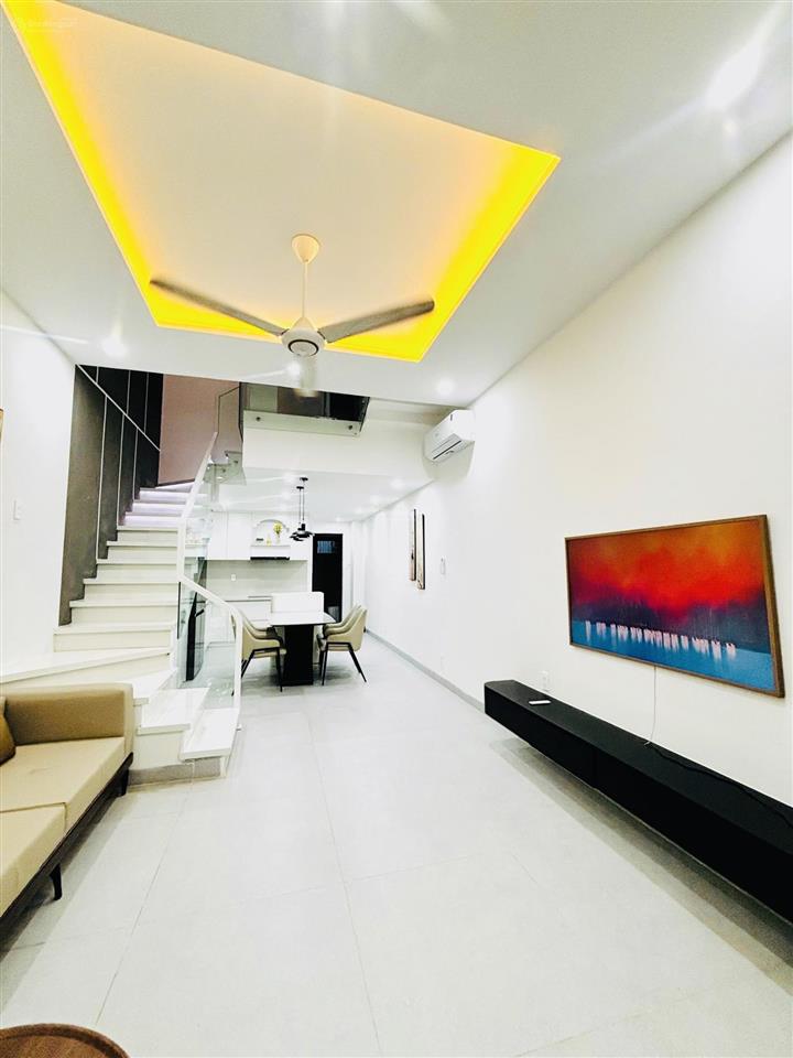 Đáng mua nhà đẹp 2 tầng mặt tiền nguyễn hiền, sơn trà, full smart home, ô tô đỗ trong nhà
