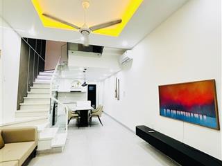 Đáng mua nhà đẹp 2 tầng mặt tiền nguyễn hiền, sơn trà, full smart home, ô tô đỗ trong nhà
