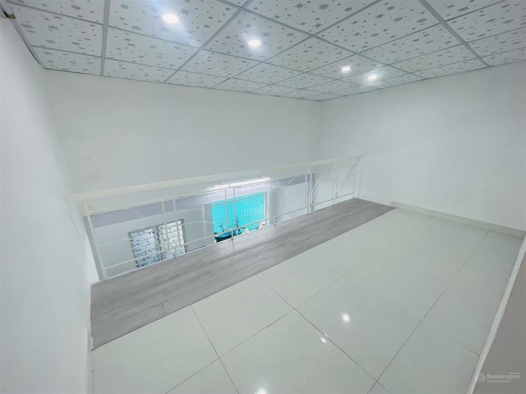 Cực hiếm 3,19 tỷ nhà ngay hải châu, gác đúc, nở hậu, 100m ra mặt tiền ông ích khiêm