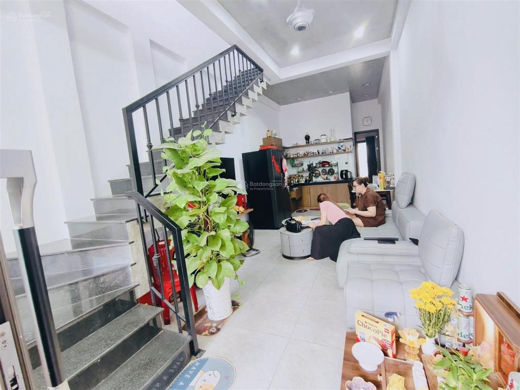 Cực hiếm chỉ 3.94 tỷ có nhà đẹp 2 tầng x 70m2 kiệt thông, 50m ra nguyễn văn huề