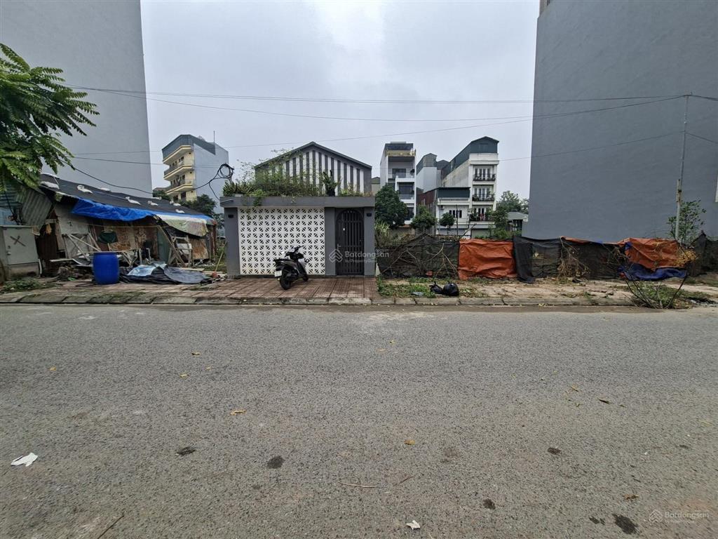 Bán đất nền tại trần đăng khoa, long biên, 32,8 tỷ, 90m2, chính chủ