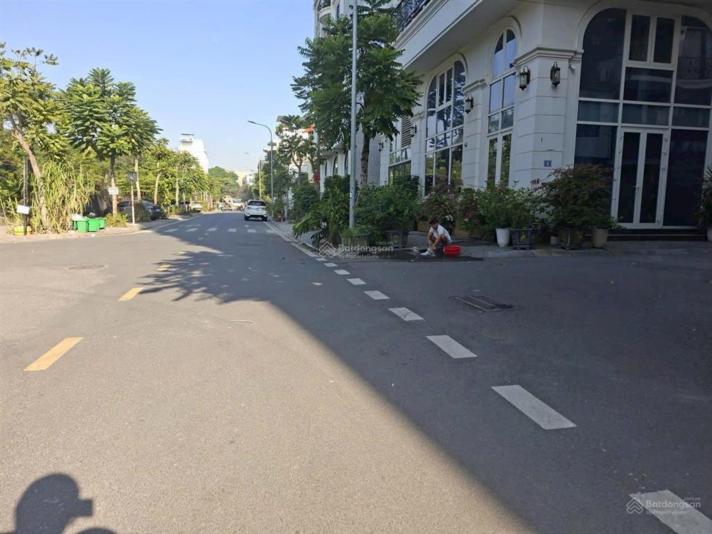 Chính chủ cần chuyển nhượng mảnh đất hiếm đẹp tại ngọc thuỵ bồ đề long biên , giá tốt pháp lý sạch