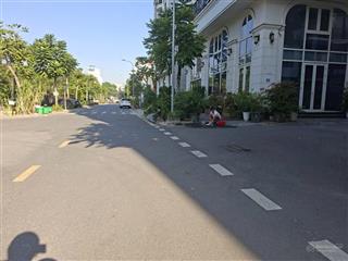 Chính chủ cần chuyển nhượng mảnh đất hiếm đẹp tại ngọc thuỵ bồ đề long biên , giá tốt pháp lý sạch