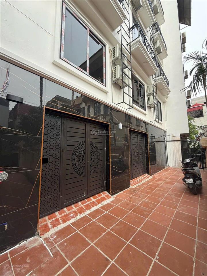Bán tòa chung cư mini xây mới 8 tầng thang máy 24 phòng khép kín full nội thất