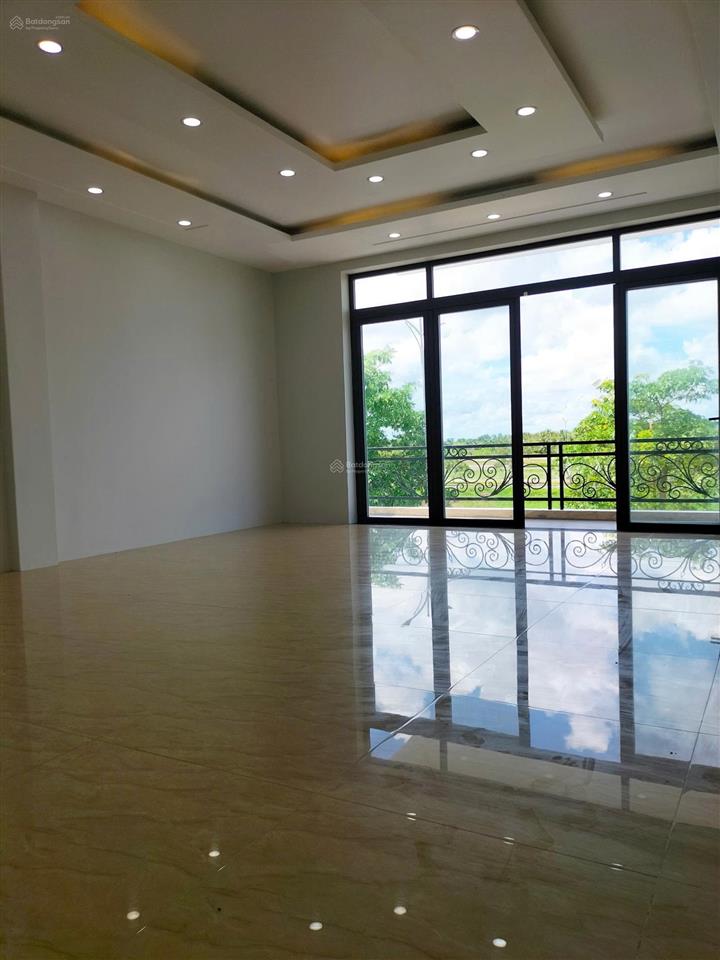 Bán nhà phố đẹp tại happy home cà mau, 4,5 tỷ, 120m2, 3pn + 2wc