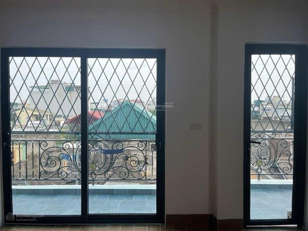 Bán nhà riêng định công thượng 9.7tỷ 31m2 6 tầng thang máy, xây mới, ô tô cách vài mét ra đường lớn
