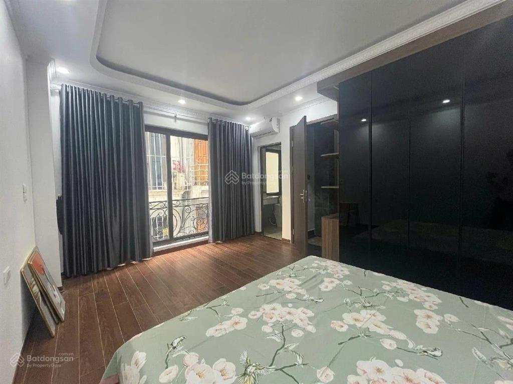 Bán nhà riêng định công thượng 9.7tỷ 31m2 6 tầng thang máy, xây mới, ô tô cách vài mét ra đường lớn