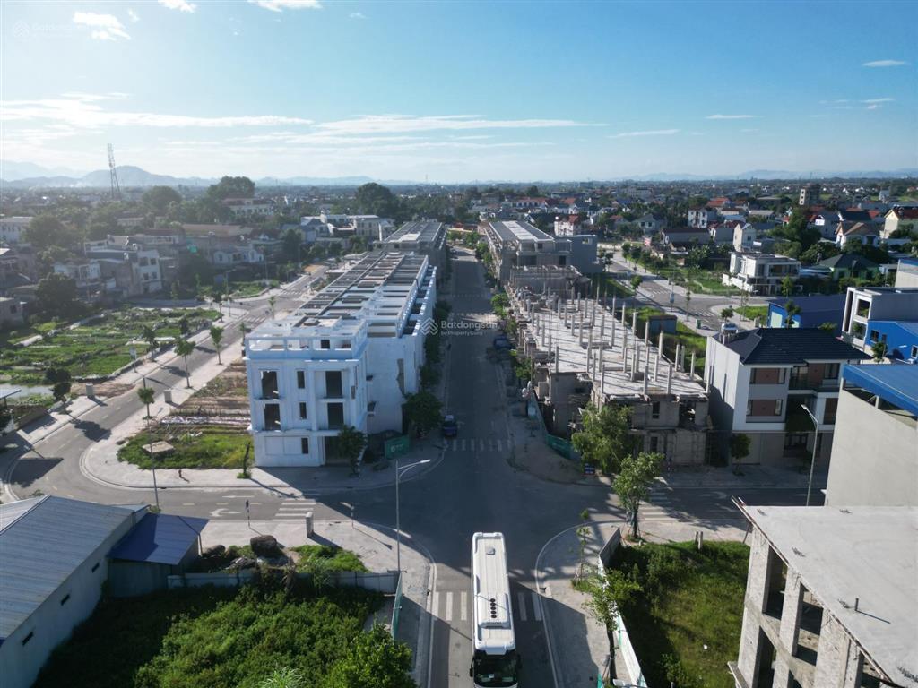 Bán căn nhà phố đẹp đại phong, phổ yên