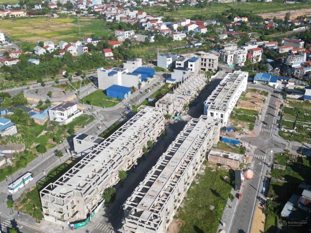 Bán căn nhà phố đẹp đại phong, phổ yên