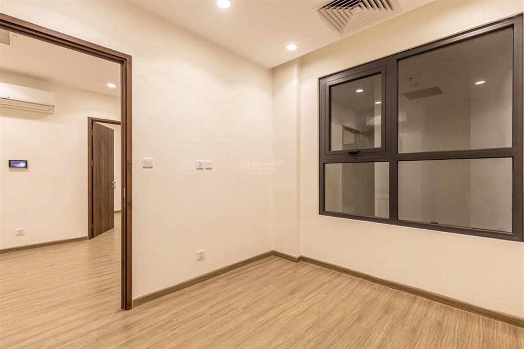 Bán nhanh căn hộ 2 p ngủ 62m2 giá siêu rẻ 4.1 tỷ vinhomes ocean park.  0394 535 ***