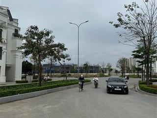 Sát khu đô thị hinode royal park phân lô ô tô tránh dt 185m2 mt 14m 0912 284 ***
