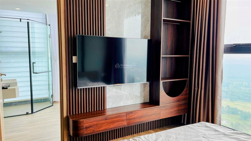 Căn hiếm r1 onsen mặt trước view hồ thiên nga cực thoáng, full nội thất đẹp