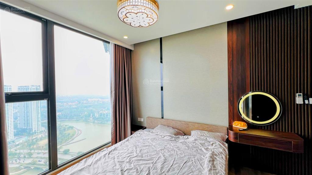 Căn hiếm r1 onsen mặt trước view hồ thiên nga cực thoáng, full nội thất đẹp