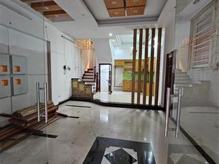 Hiếm! bán nhà phố cầu giấy mặt tiền rộng, kinh doanh tốt, ngõ thông, dân xây, sổ siêu đẹp, 54m2*5t