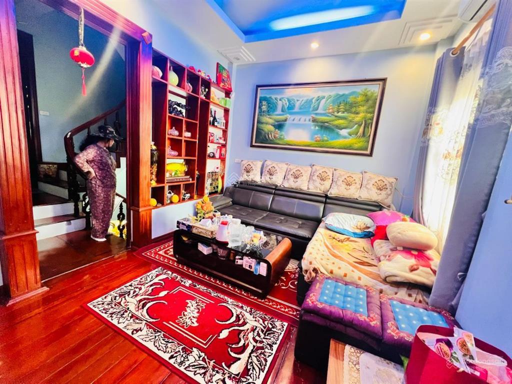 Mua ngay và luôn! xuân thủy, hiếm nhà dân xây, 32m2 5 tầng, ngõ 3 gác 20m ra ô tô, sổ đẹp, chỉ 7.2t