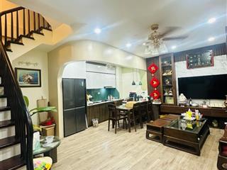 Cực hiếm! nhà hoàng quốc việt ô tô đỗ cửa, ngõ thẳng tắp, 20 giây ra phố, dân xây, sổ đẹp, chỉ 13tỷ