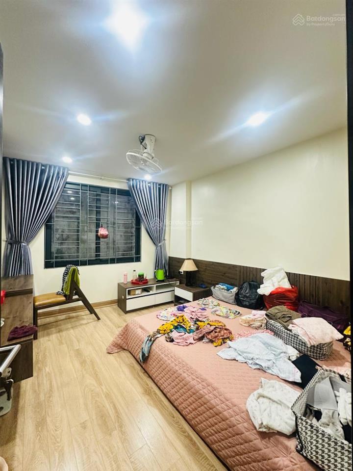 Cực hiếm! nhà hoàng quốc việt ô tô đỗ cửa, ngõ thẳng tắp, 20 giây ra phố, dân xây, sổ đẹp, chỉ 13tỷ