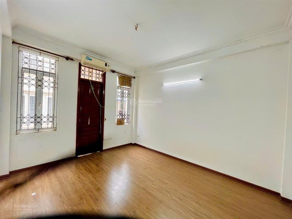 Siêu hiếm! nhà phố cầu giấy 55m2*5 tầg, dân xây đẹp ở ngay, 30m ra ô tô đỗ, ngõ rộng, sổ đẹp, 13 tỷ