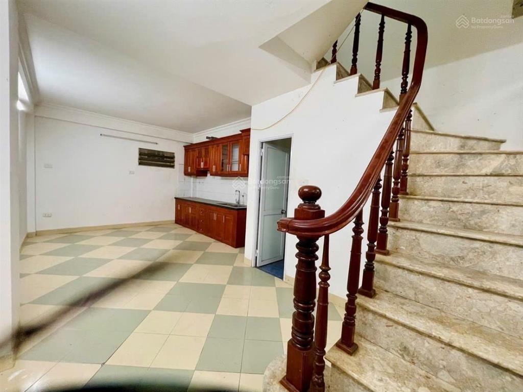 Siêu hiếm! nhà phố cầu giấy 55m2*5 tầg, dân xây đẹp ở ngay, 30m ra ô tô đỗ, ngõ rộng, sổ đẹp, 13 tỷ