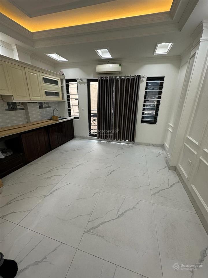 Cực hiếm! nhà nguyễn khang 55m2, 5 tầng, 4 ngủ, 20m ra ô tô, ngõ rộng 3 gác, dân xây mới ở ngay