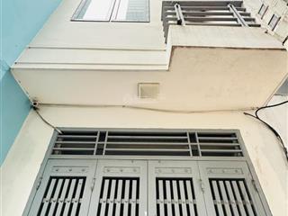 Chuẩn 100%! nhà dòng tiền và ở doãn kế thiện dt 30tr/th, dân xây ở ngay, sổ đẹp, ngõ 3 gác, 40m2*7p