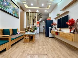 Giảm 500 triệu. trần quốc vượng 38m2*5t chỉ 7.99 tỷ. lô góc, mặt ngõ, xe 3 gác tránh, ở luôn