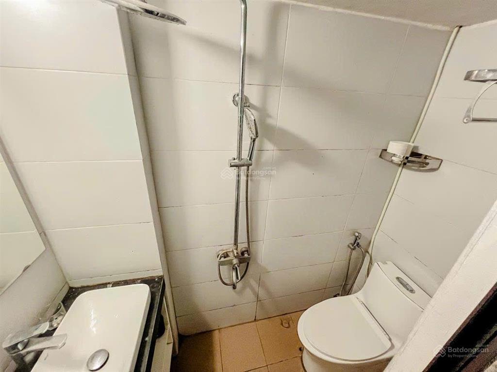 Gấp gấp! bán ccmn 9 ngủ*35m2*5t chỉ 6.5 tỷ. nhà dân xây đẹp, gần bến xe mđ, gần đhqg, dt 30tr/th