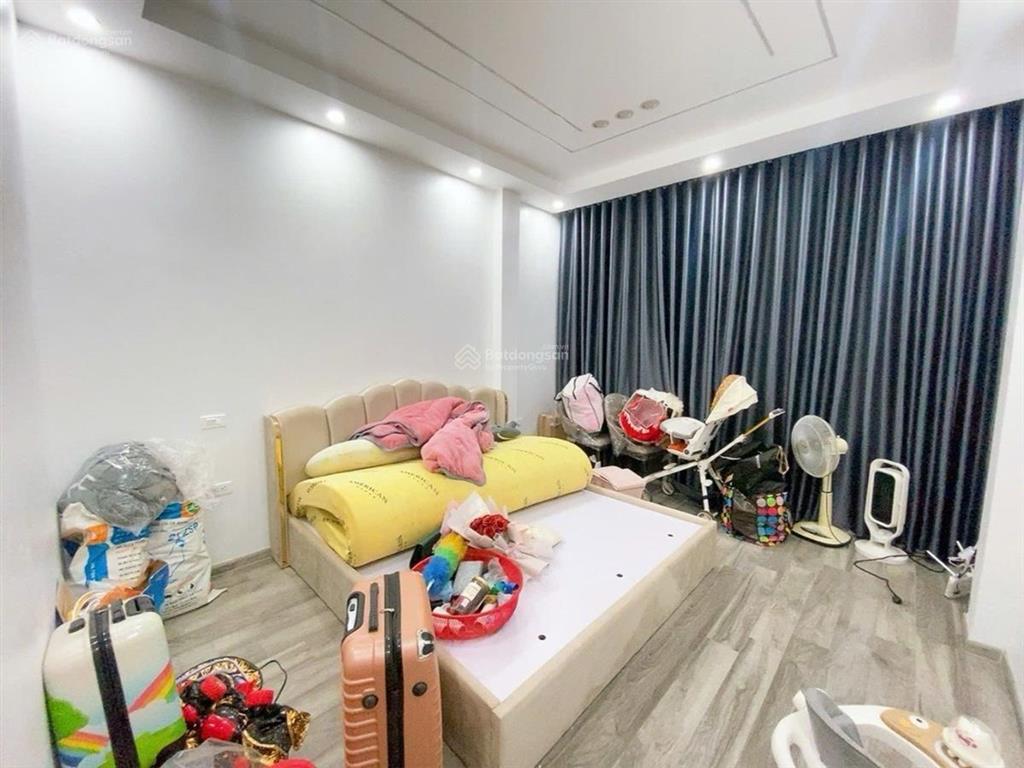 Hot! đức diễn, 36m2*5t, ô tô đỗ cửa, kinh doanh tốt, nhà dân xây chắc chắn, sđcc đẹp, chỉ hơn 6 tỷ