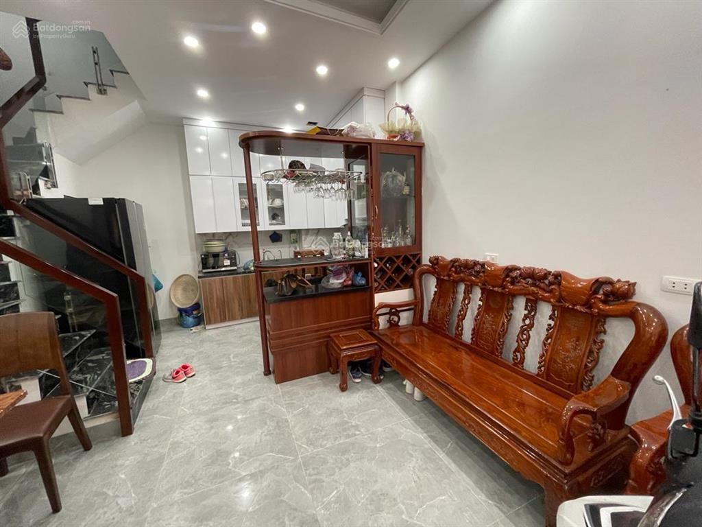 Siêu phẩm! xuân thủy, 45m2 x 5t, mặt tiền 4.5m, ngõ thông, kinh doanh, nhỉnh 9 tỷ. ko quy hoạch.