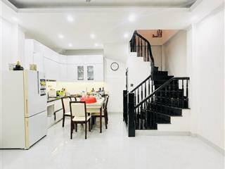 Hiếm! hồ tùng mậu, 39m2 x 5t, dân xây chắc đẹp, 2 thoáng, sđcc đẹp, chỉ 7 tỷ. ko quy hoạch