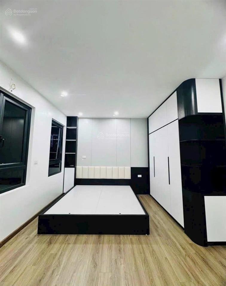Đột biến! hồ tùng mậu, 38m2, lô góc 2 thoáng, ô tô đỗ cửa, ngõ thông, kinh doanh, chỉ nhỉnh 8 tỷ