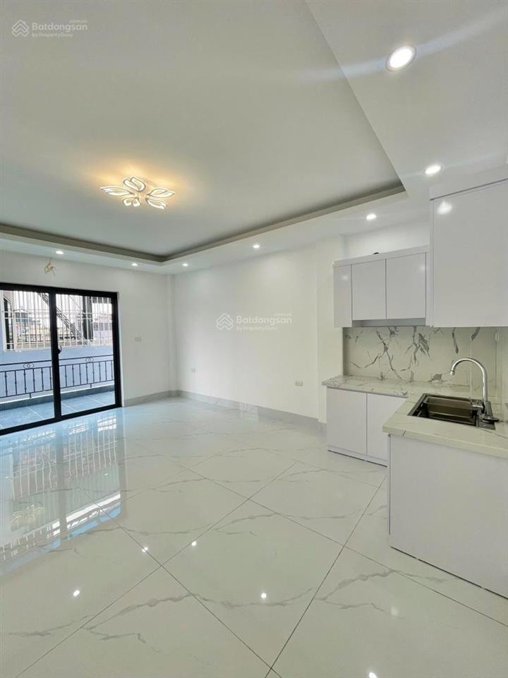 Hot! cầu diễn, 47m2 x 4t, mặt tiền rộng, gần ô tô, ô tô 4 chỗ vào nhà, sổ vuông đẹp, nhỉnh 6 tỷ