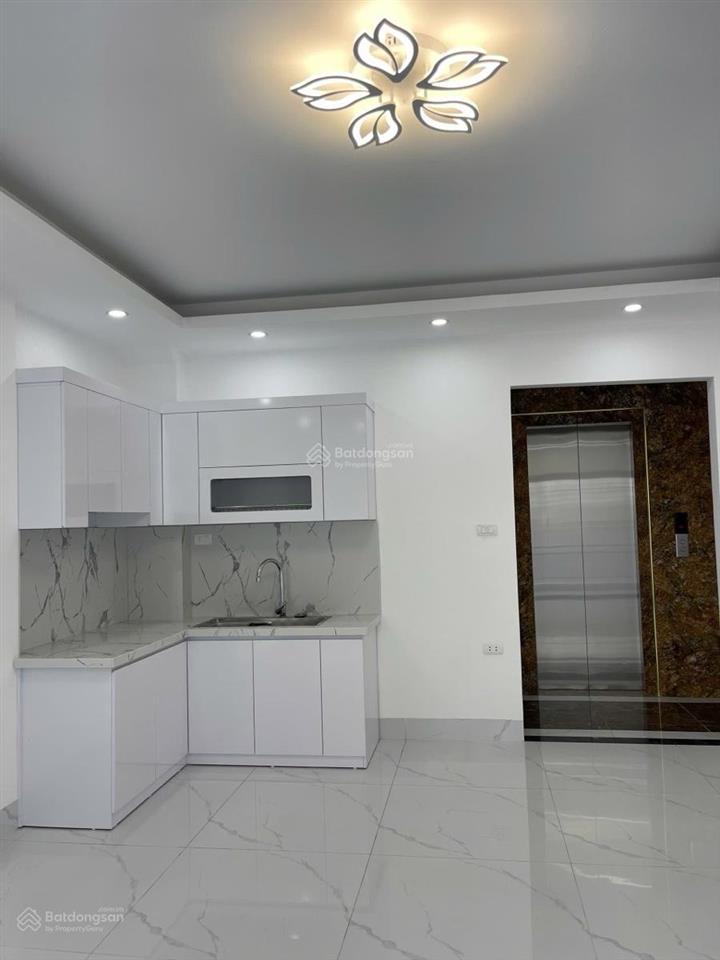 Hot! cầu diễn, 47m2 x 4t, mặt tiền rộng, gần ô tô, ô tô 4 chỗ vào nhà, sổ vuông đẹp, nhỉnh 6 tỷ