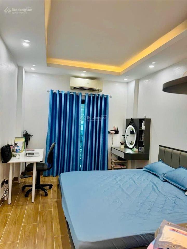 Siêu phẩm! cầu giấy, 40m2 x 5t, lô góc 2 thoáng, ngõ rộng, chỉ 7 tỷ. dân xây chắc chắn. sđcc. ko qh