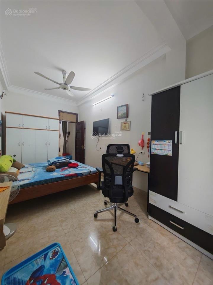 Hiếm! cầu giấy, 40m2 x 5t, lô góc thoáng sáng, ngõ rộng, chỉ 6.99 tỷ. nhà dân xây chắc chắn