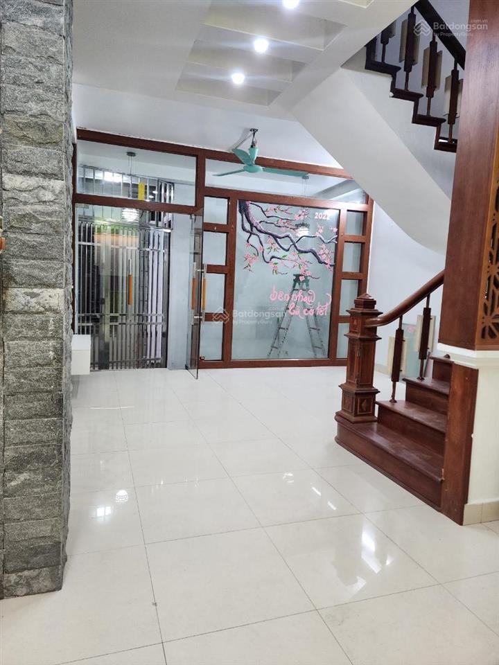 Lãi ngay 1 tỷ! văn trì, nhà đẹp 45m2* 7 phòng, vài bước ra ô tô tránh, tặng full nội thất, ở ngay