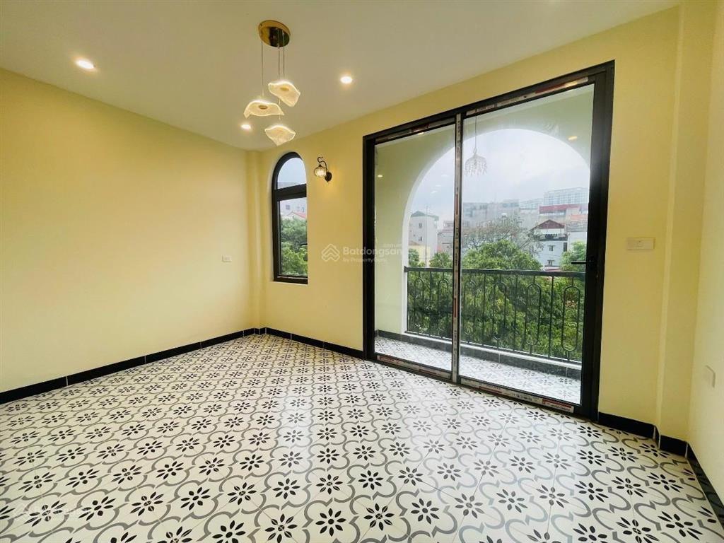 Hot! mai dịch, 39m2 x 5t, mặt ngõ ô tô tránh, dân xây, lô góc, kinh doanh đỉnh, ko qh, chỉ 7.x tỷ