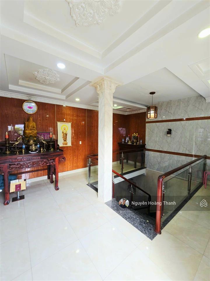 Chính chủ bán biệt thự 2 số quận 2 nguyễn duy trinh ô tô ngủ trong nhà.