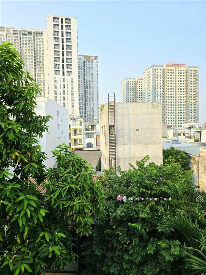 Chính chủ bán biệt thự 2 số quận 2 nguyễn duy trinh ô tô ngủ trong nhà.