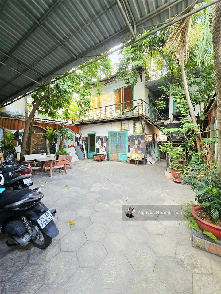 Chính chủ bán biệt thự 2 số quận 2 nguyễn duy trinh ô tô ngủ trong nhà.