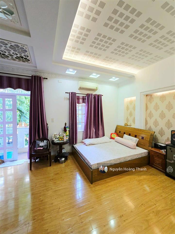 Chính chủ bán biệt thự 2 số quận 2 nguyễn duy trinh ô tô ngủ trong nhà.