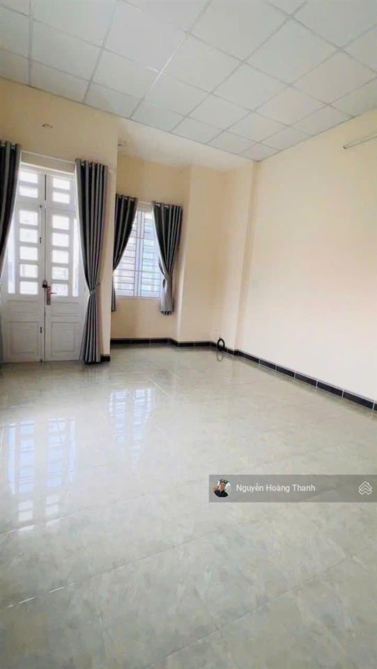 Nhà mới chủ thiện chí bán có dòng tiền 9 triệu, đường 1 cầu ông nhiêu. xe 16 chỗ vào được nhà