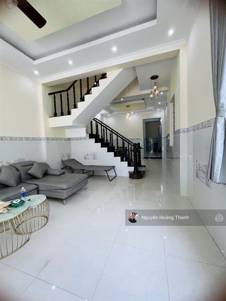 Nhà mới chủ thiện chí bán có dòng tiền 9 triệu, đường 1 cầu ông nhiêu. xe 16 chỗ vào được nhà