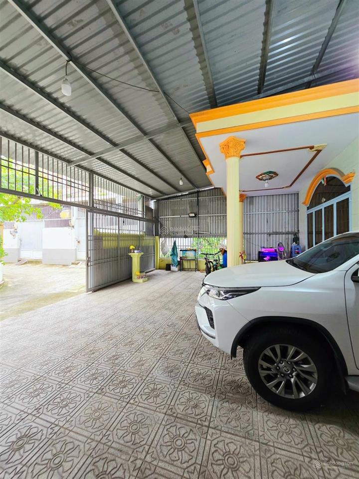 Bán đất vuông như tờ a4 tặng nhà tại trung tâm võ văn hát  phù hợp xây căn hộ dịch vụ cực hời