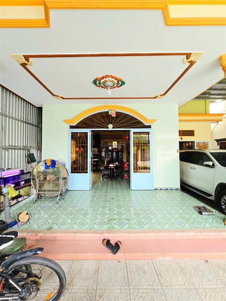 Bán đất vuông như tờ a4 tặng nhà tại trung tâm võ văn hát  phù hợp xây căn hộ dịch vụ cực hời